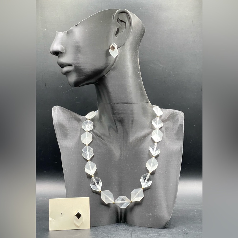 Vintage Avon "Crystal Impressions" 1985 Necklace & Matching Post Earrings